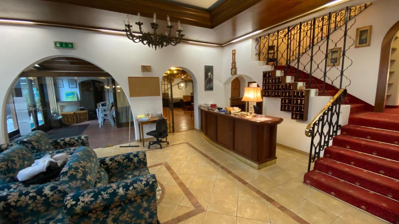 Hotel Regina Delle Dolomiti Panchia Exteriör bild