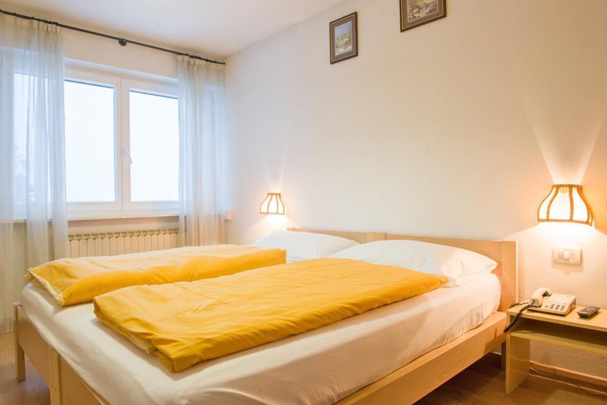 Hotel Regina Delle Dolomiti Panchia Exteriör bild