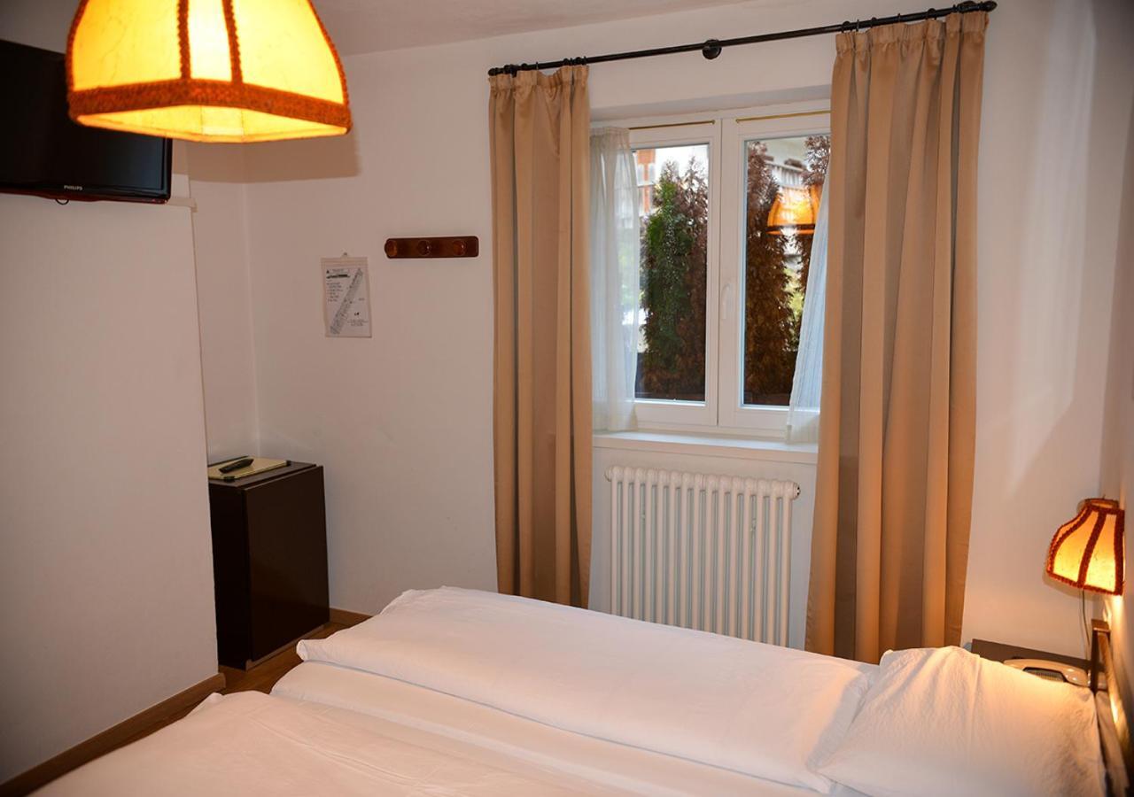 Hotel Regina Delle Dolomiti Panchia Exteriör bild